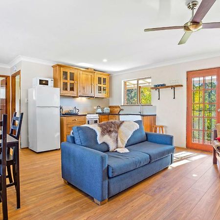 Central Tilba Braeside Cabin Two Alphitonia מראה חיצוני תמונה