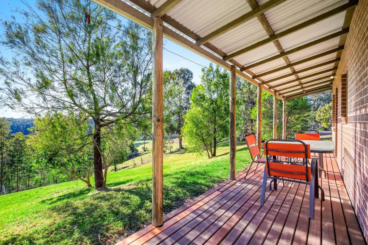 Central Tilba Braeside Cabin Two Alphitonia מראה חיצוני תמונה